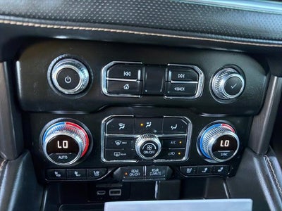 2021 GMC Yukon XL AT4