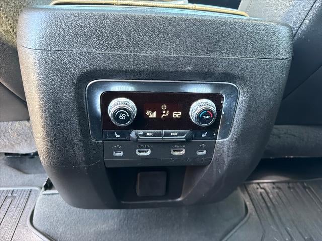2021 GMC Yukon XL AT4
