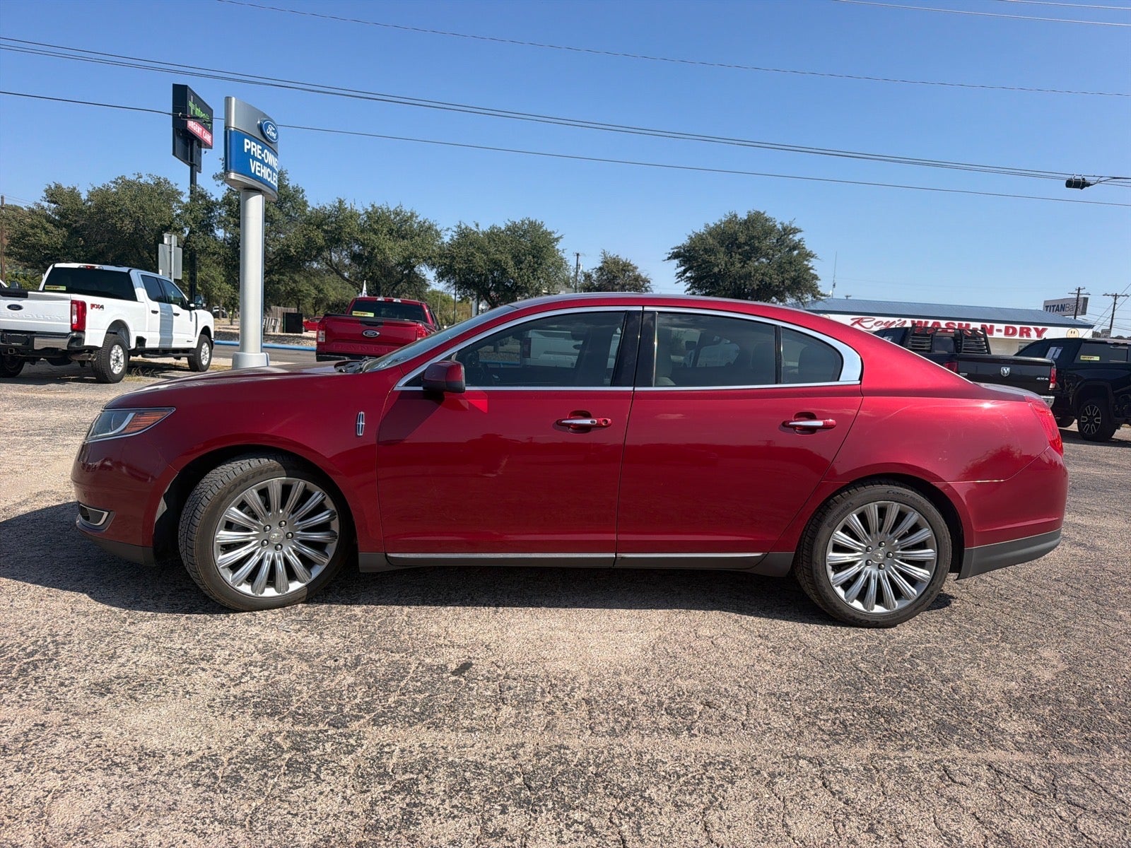 2014 Lincoln MKS Base