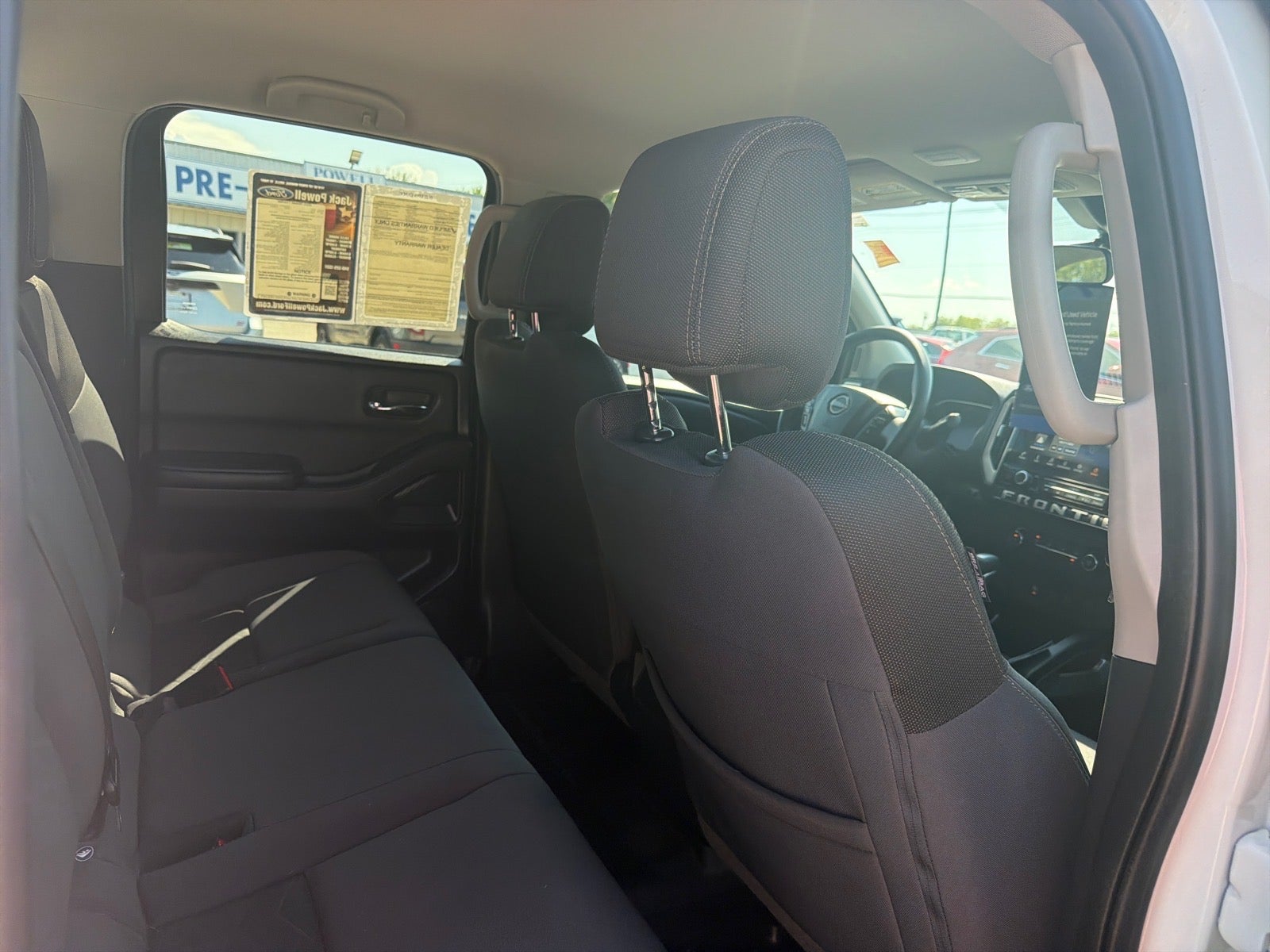 2025 Nissan Frontier SV
