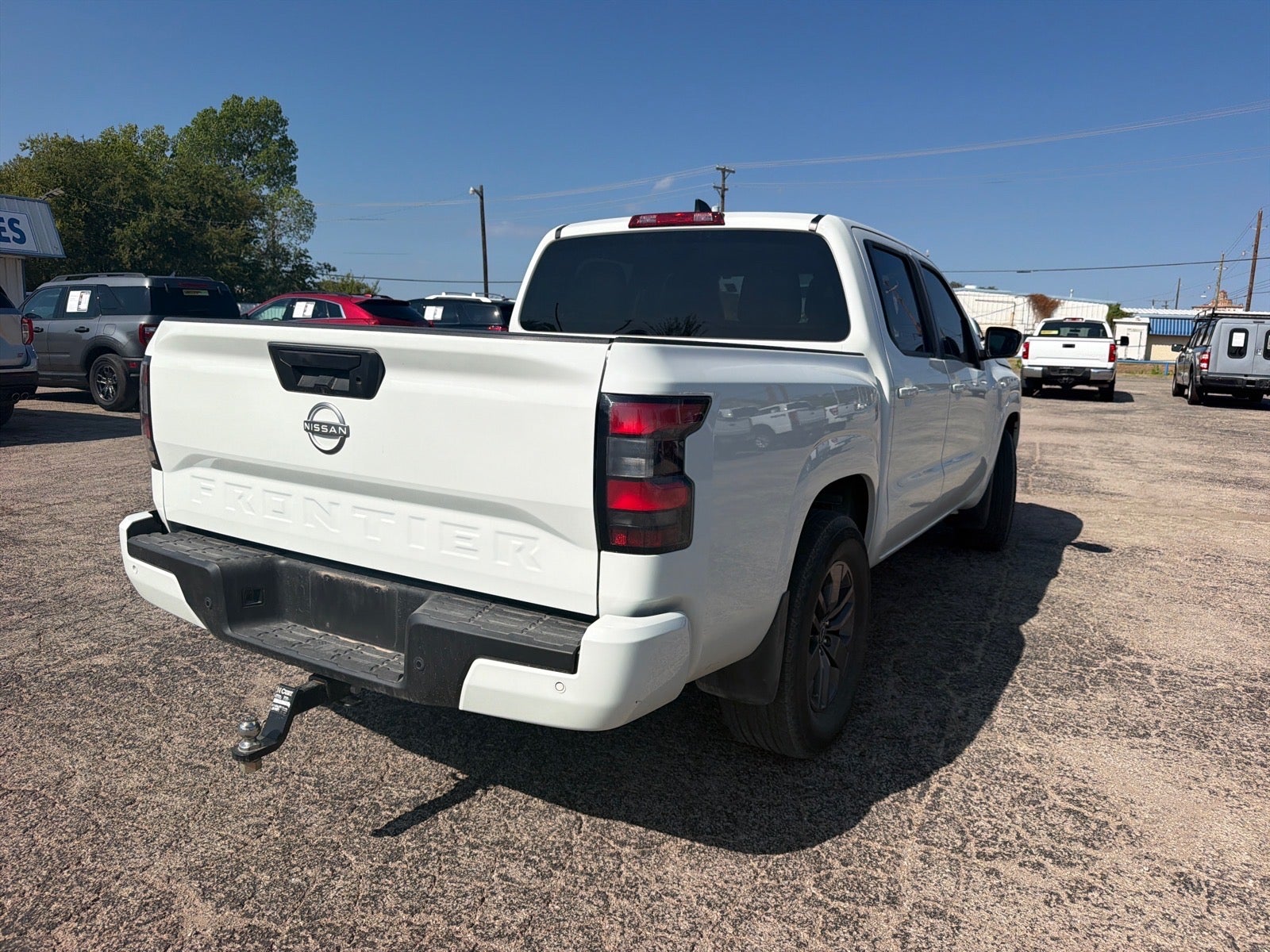 2025 Nissan Frontier SV
