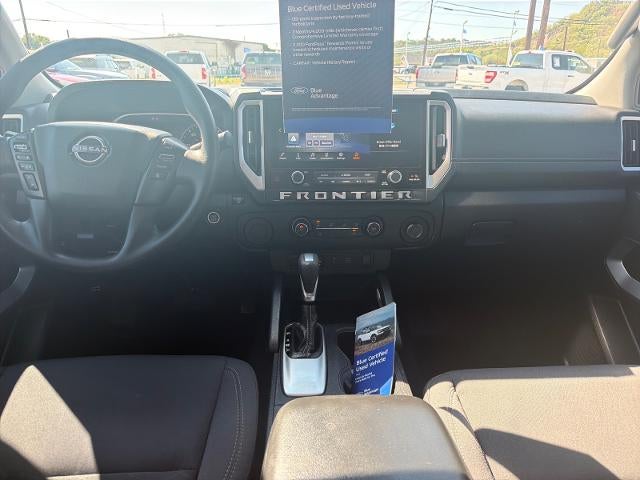 2025 Nissan Frontier SV
