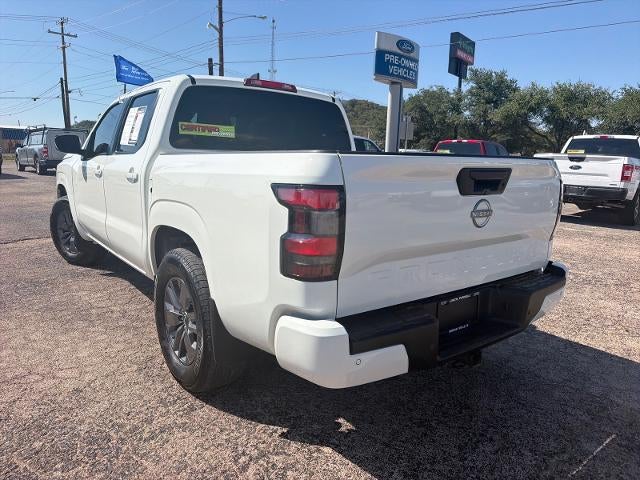 2025 Nissan Frontier SV