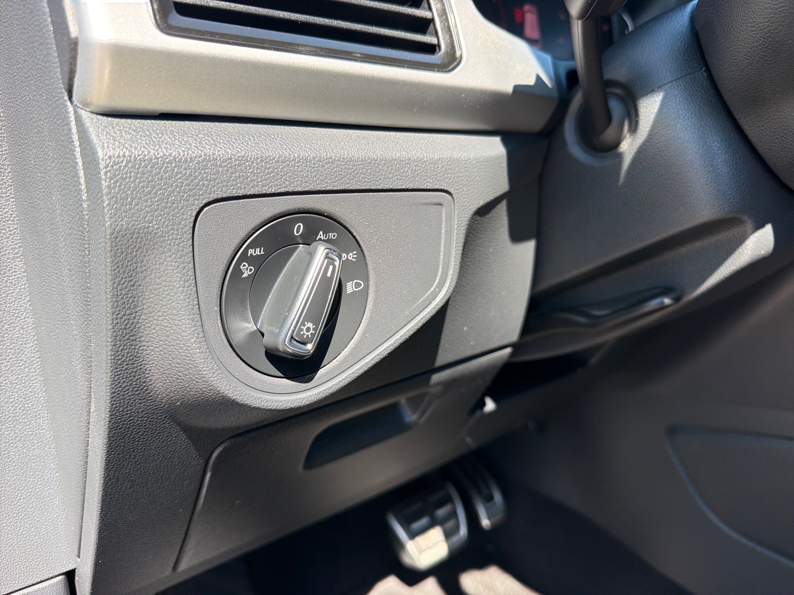 2023 Volkswagen Atlas Cross Sport V6 SEL Premium R-Line 4Motion