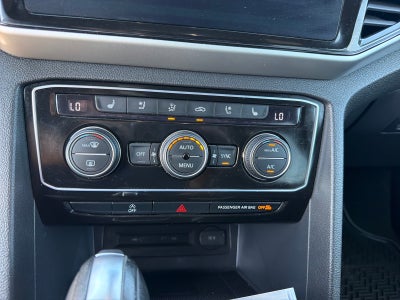 2023 Volkswagen Atlas Cross Sport V6 SEL Premium R-Line 4Motion