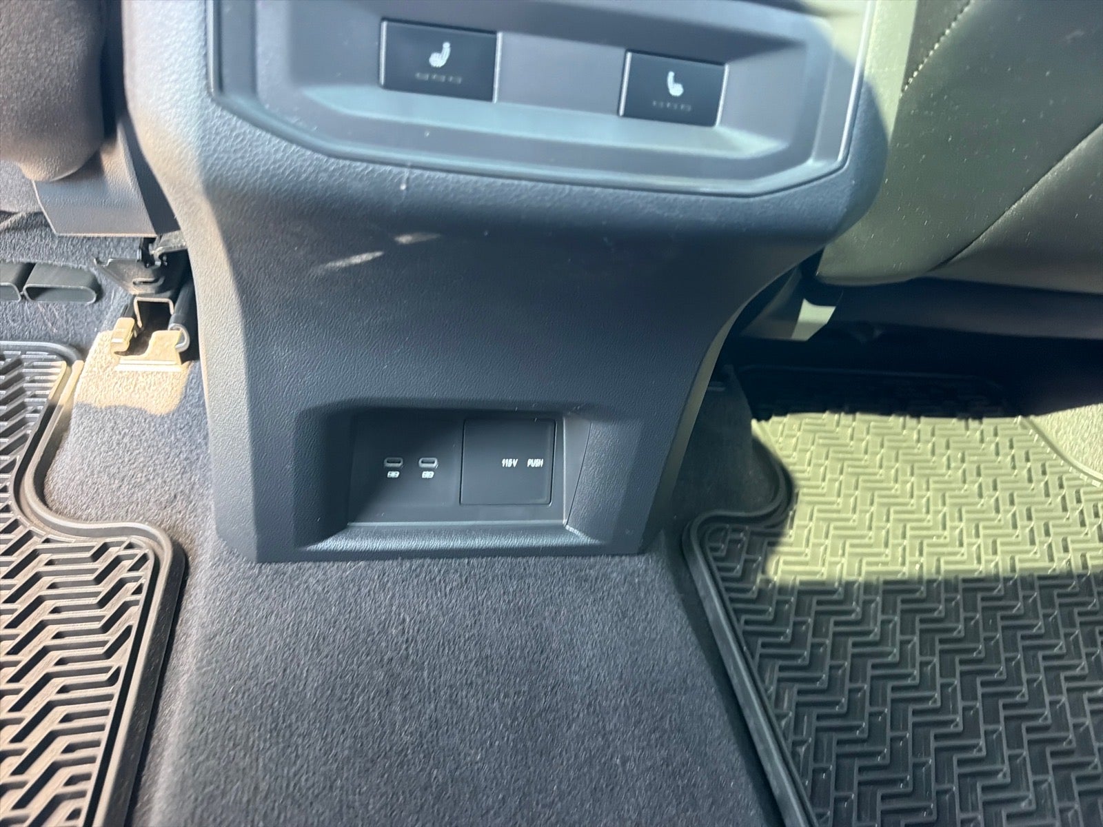2023 Volkswagen Atlas Cross Sport V6 SEL Premium R-Line 4Motion