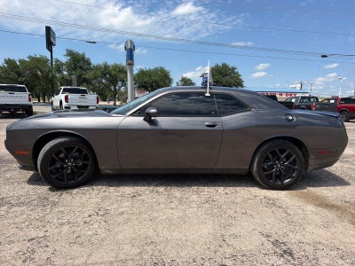 2022 Dodge Challenger SXT