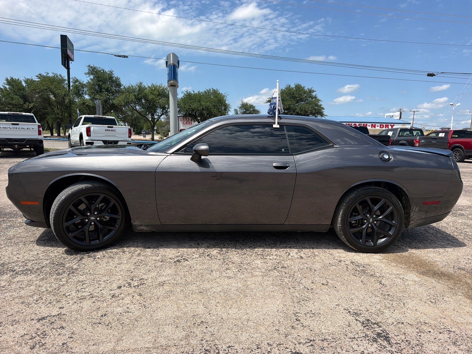 2022 Dodge Challenger SXT
