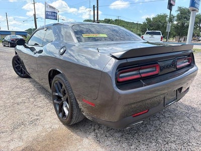 2022 Dodge Challenger SXT