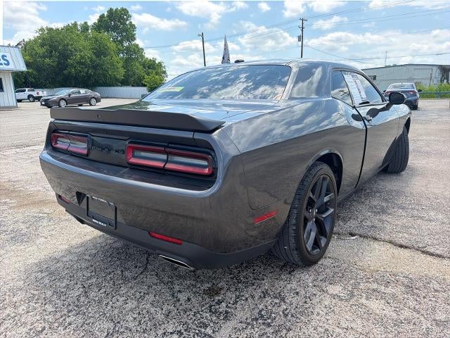 2022 Dodge Challenger SXT