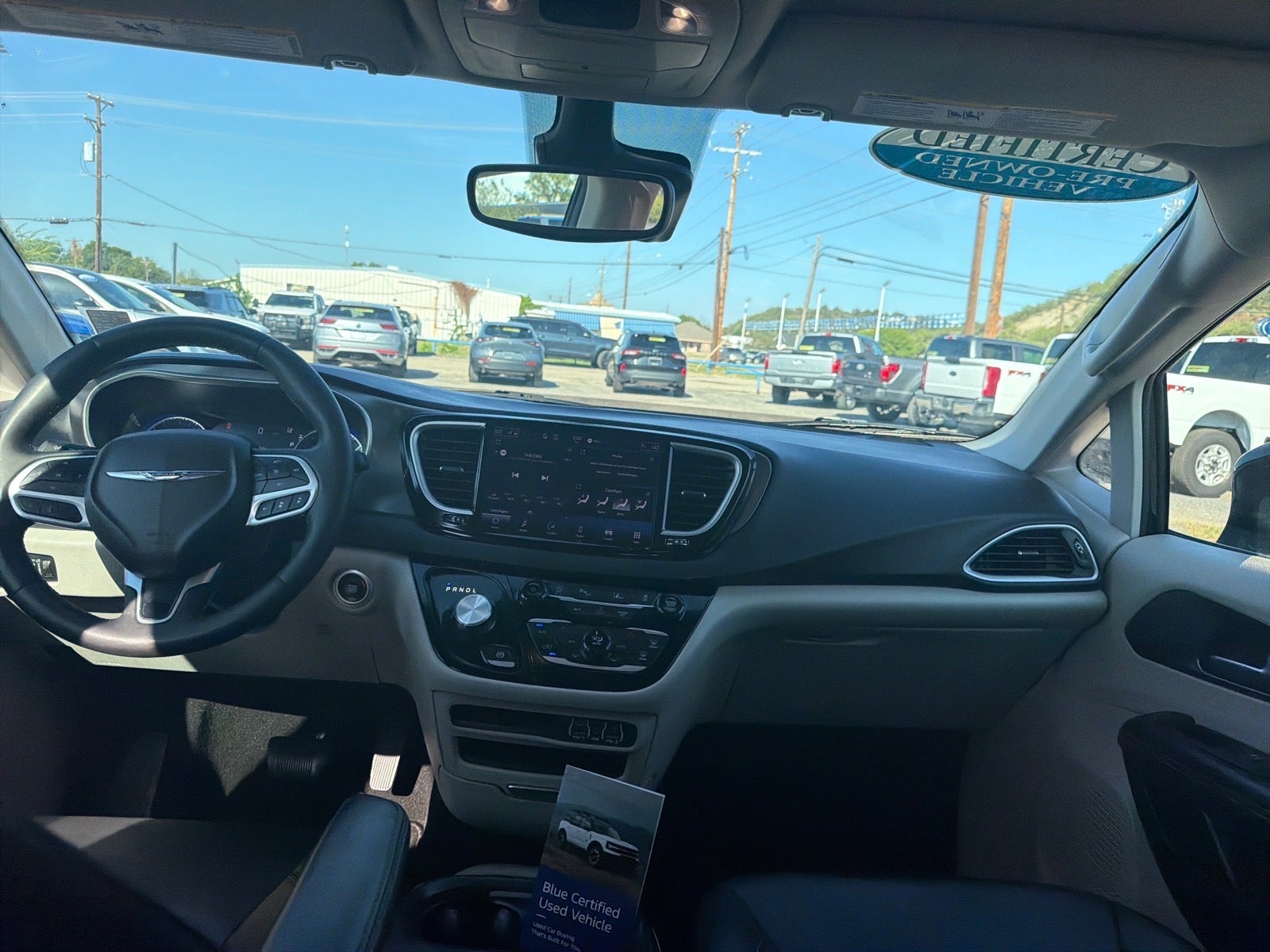 2024 Chrysler Pacifica Touring L
