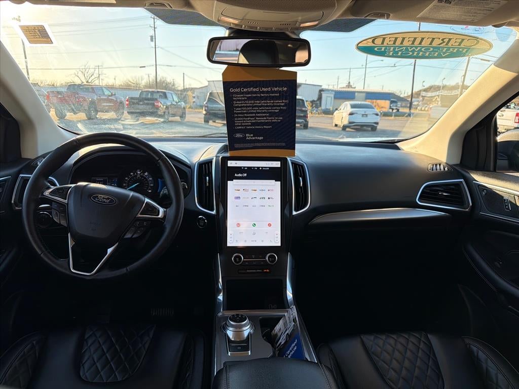 2024 Ford Edge Titanium