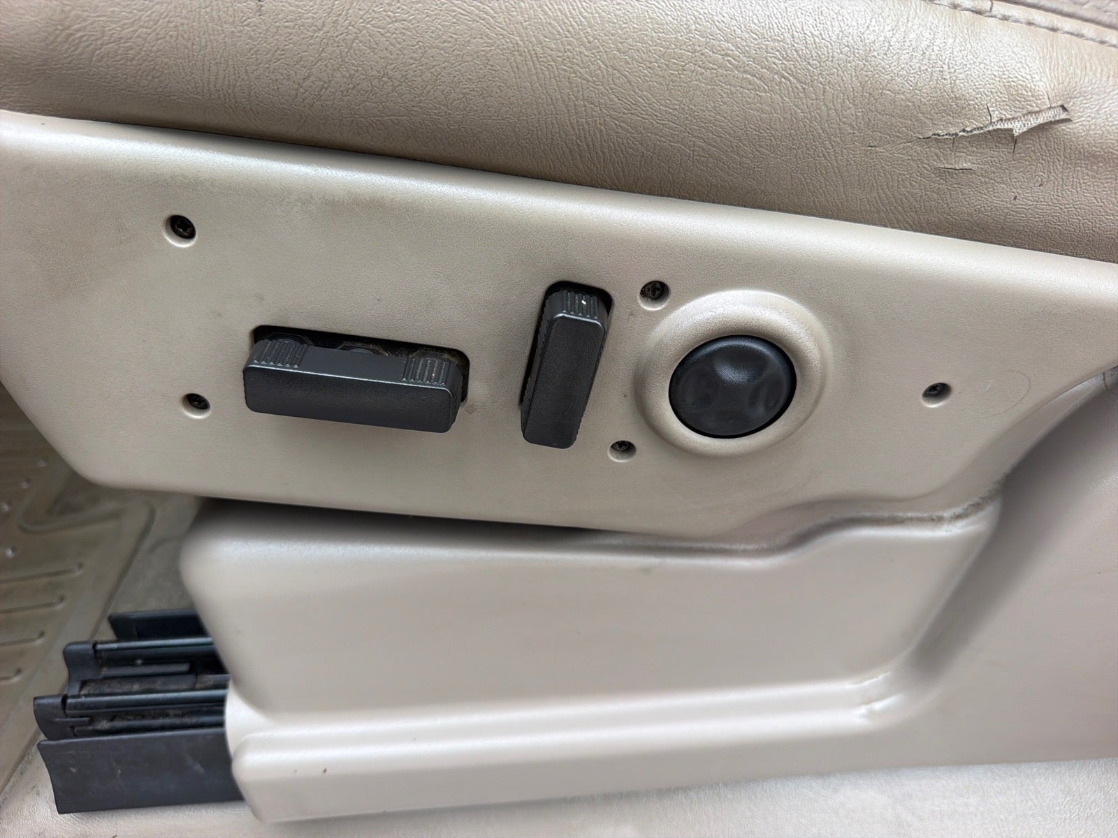 2004 Chevrolet Silverado 1500 LT
