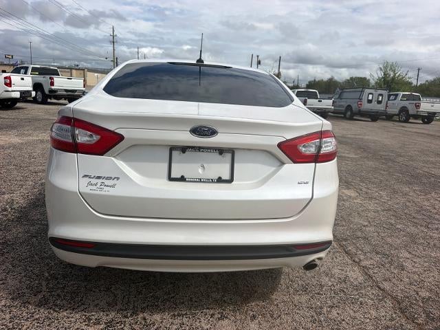 2016 Ford Fusion SE