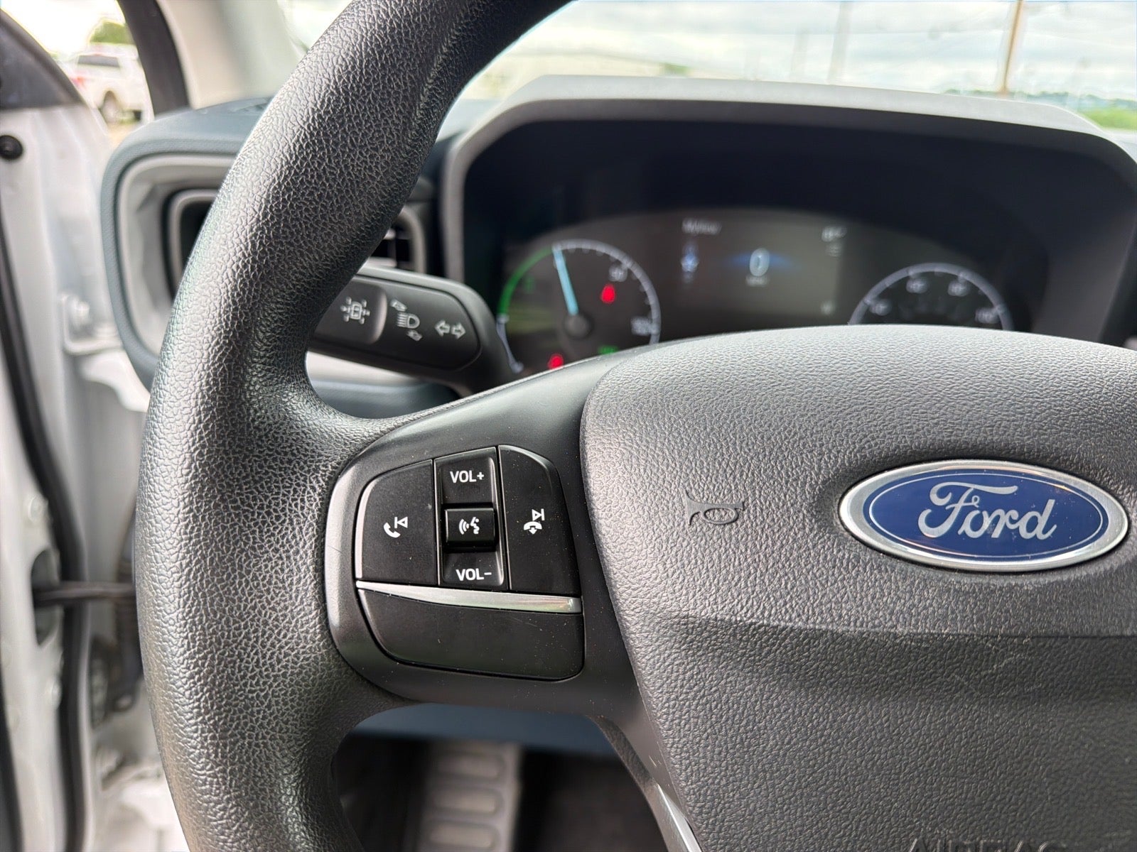 2022 Ford Maverick XL