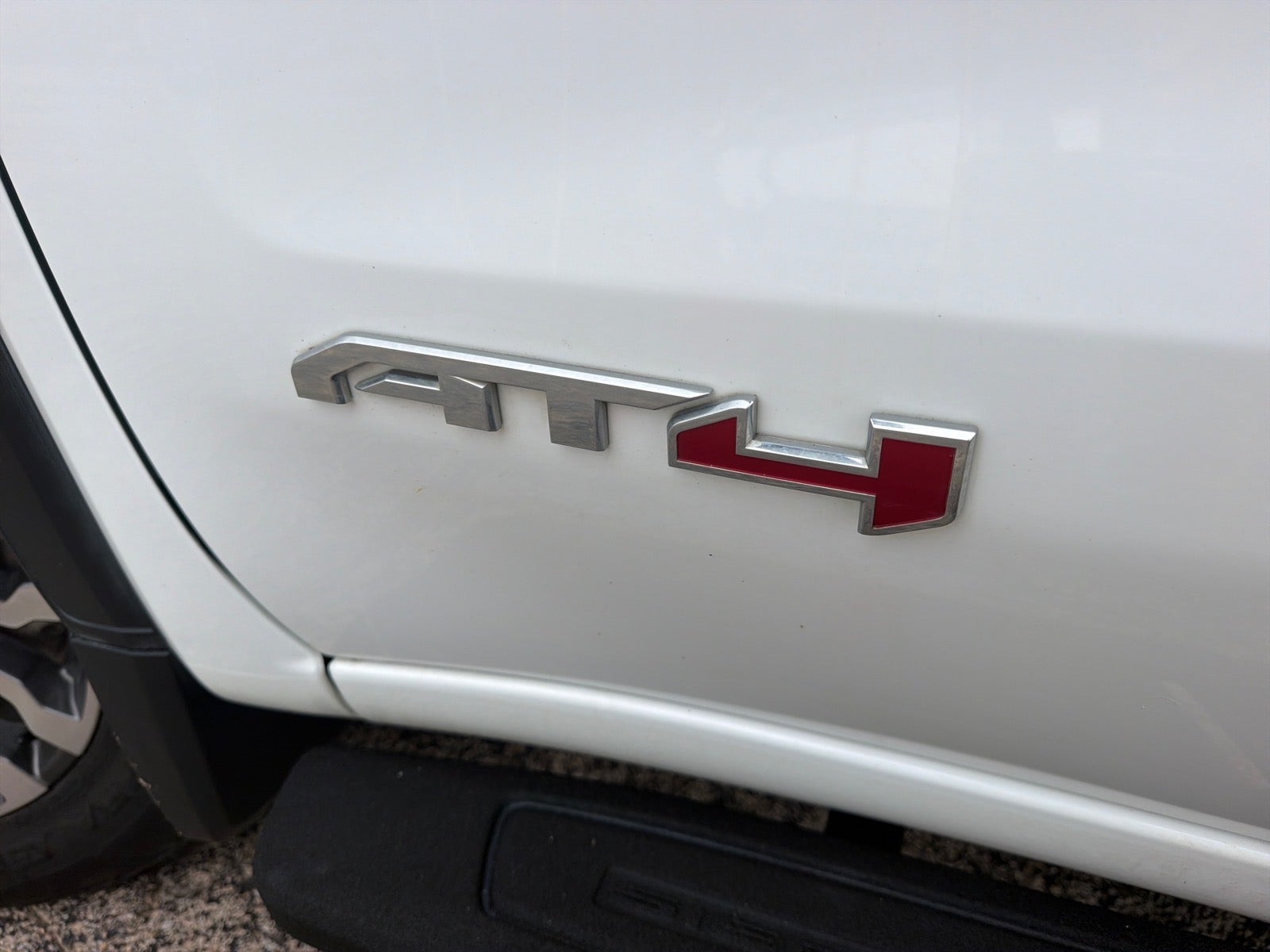 2021 GMC Sierra 1500 AT4