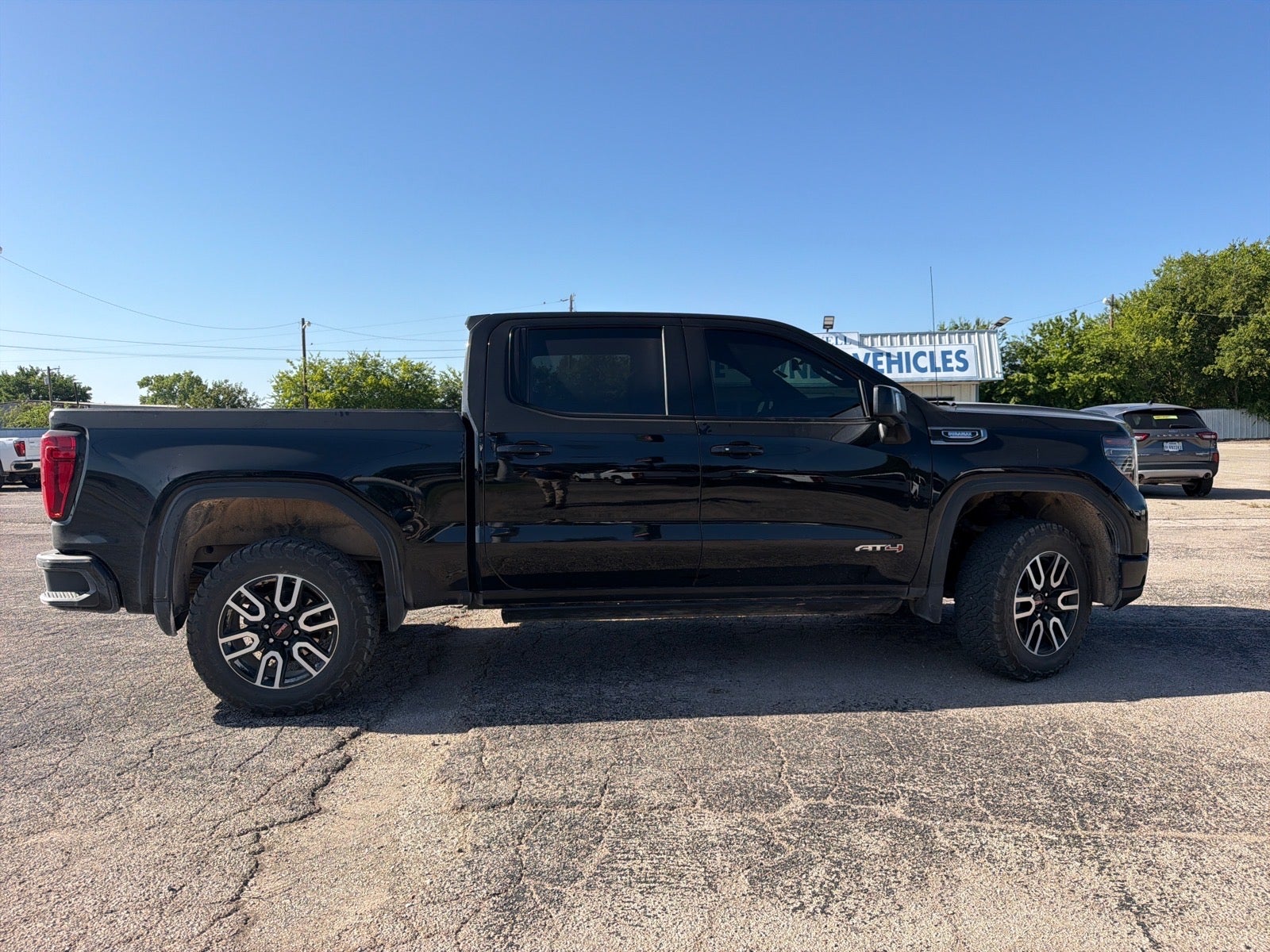 2025 GMC Sierra 1500 AT4