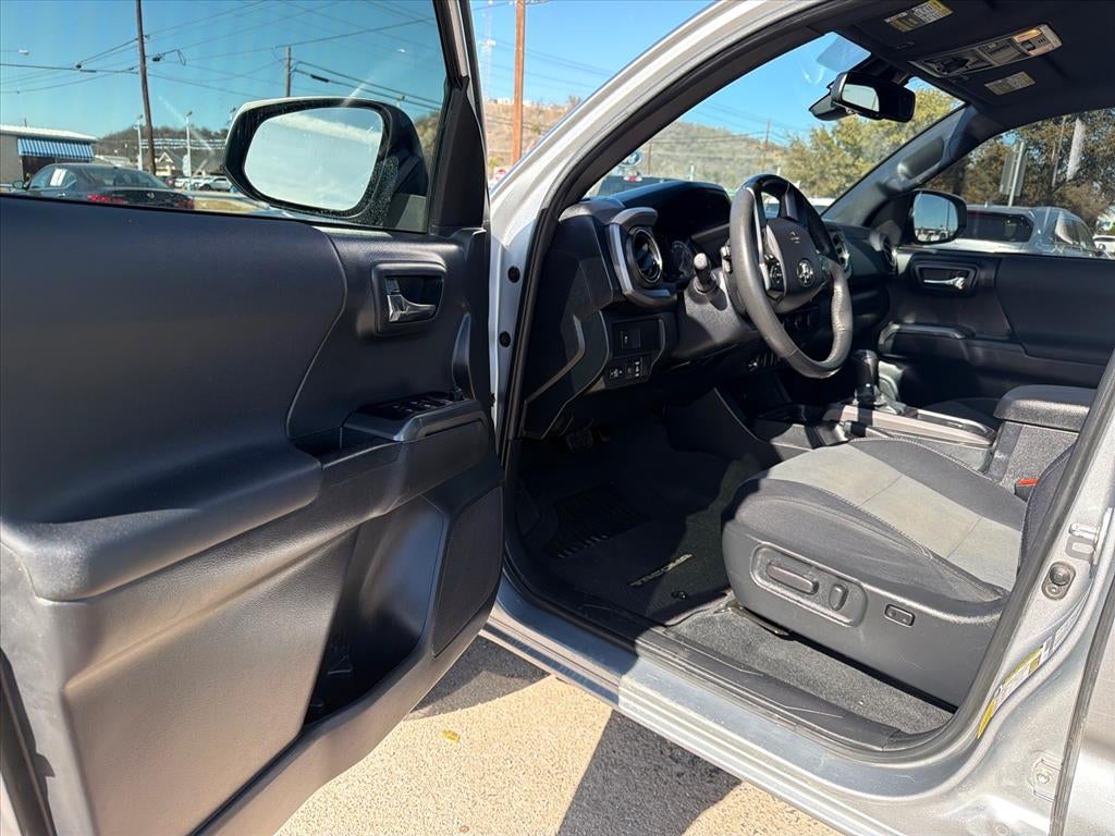 2022 Toyota Tacoma TRD Off-Road V6