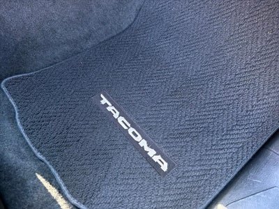 2022 Toyota Tacoma TRD Off-Road V6