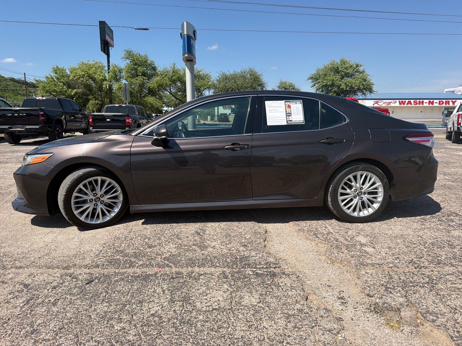 2018 Toyota Camry LE