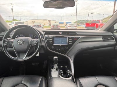 2020 Toyota Camry SE