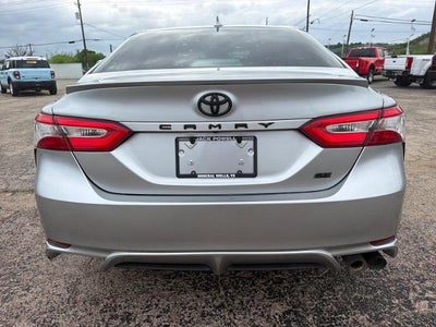 2020 Toyota Camry SE
