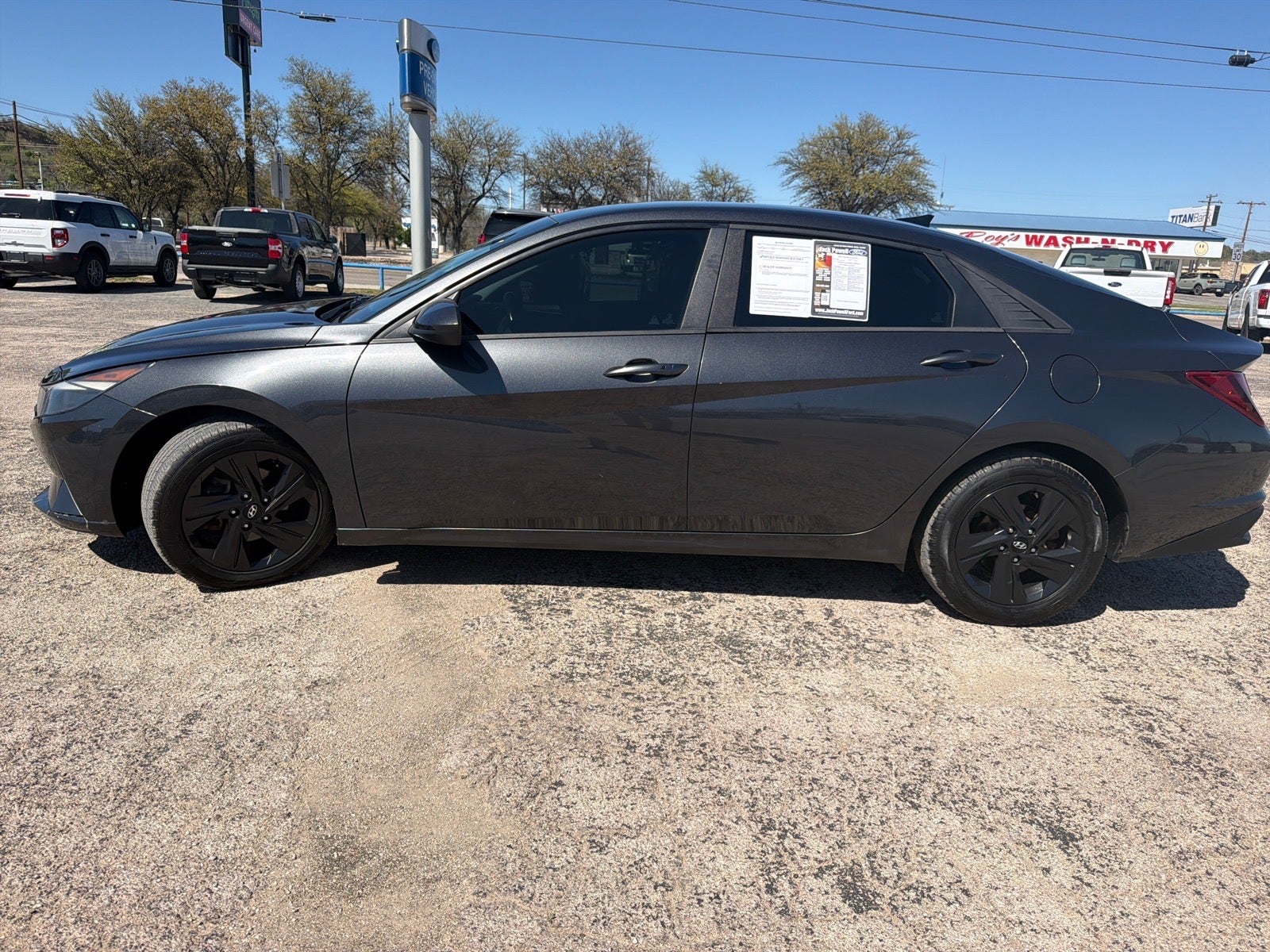 2021 Hyundai ELANTRA SEL