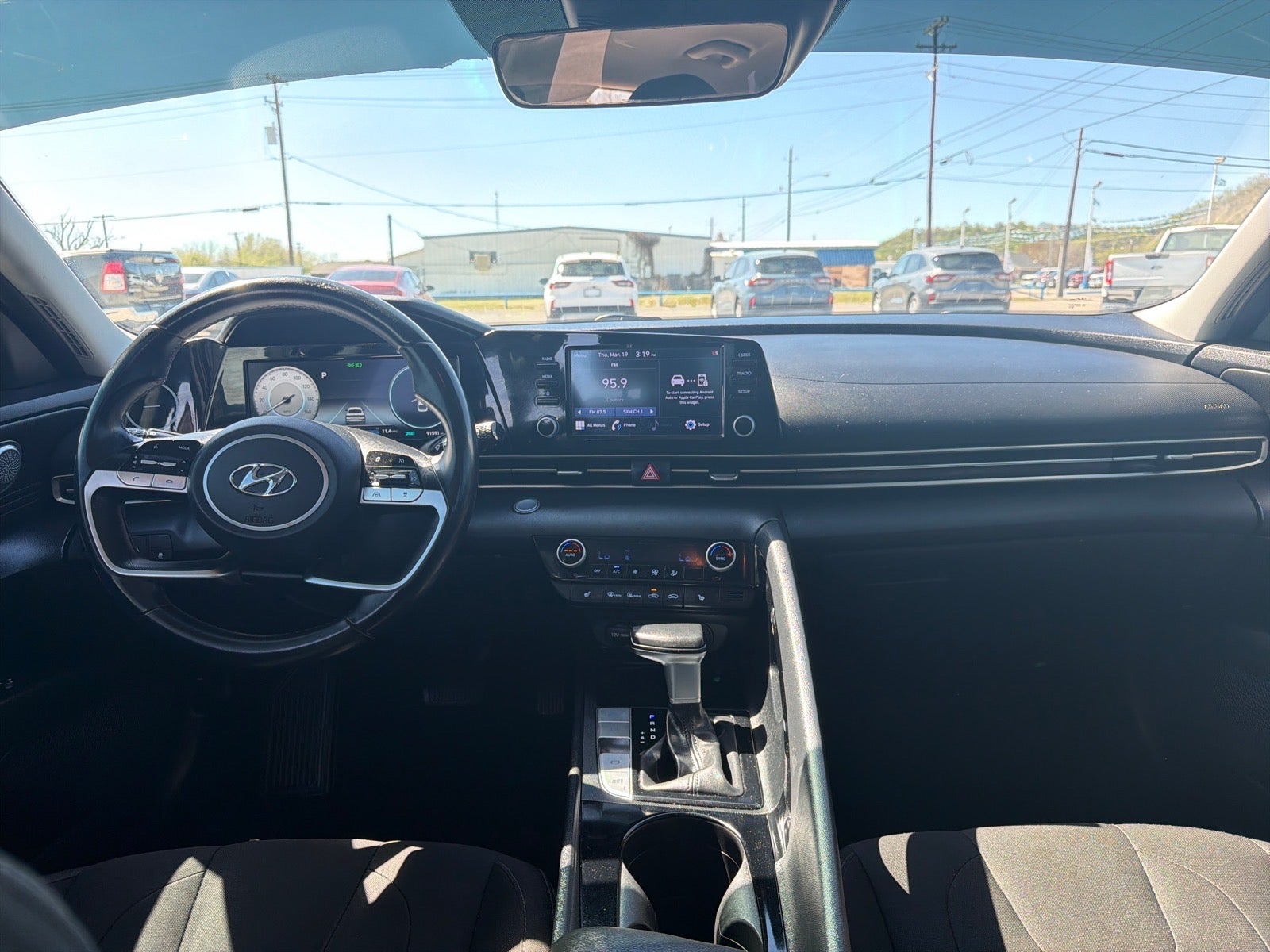 2021 Hyundai ELANTRA SEL