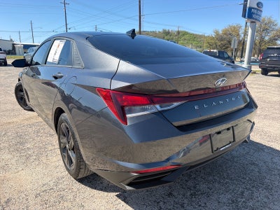 2021 Hyundai ELANTRA SEL