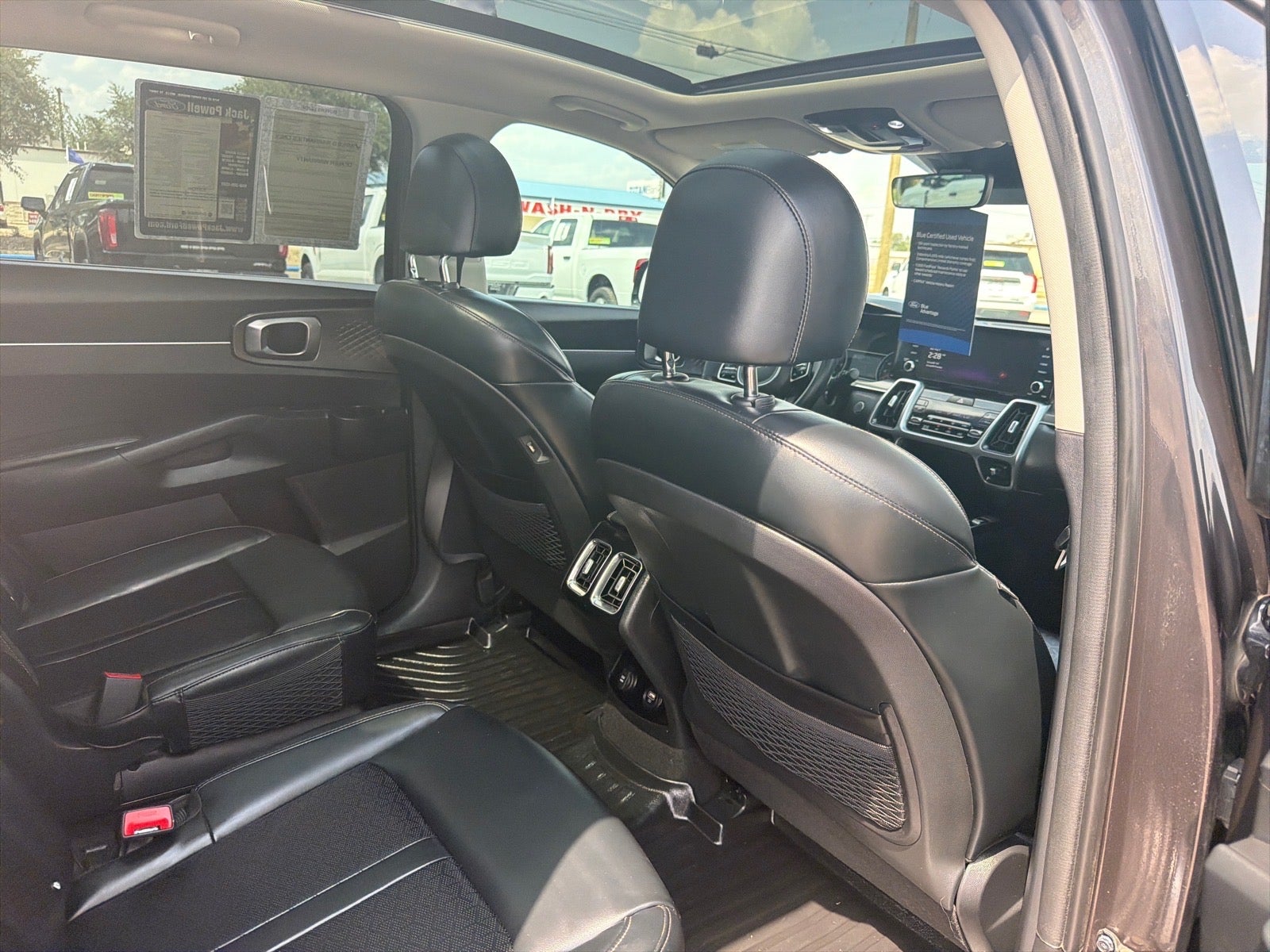 2023 Kia Sorento Hybrid EX