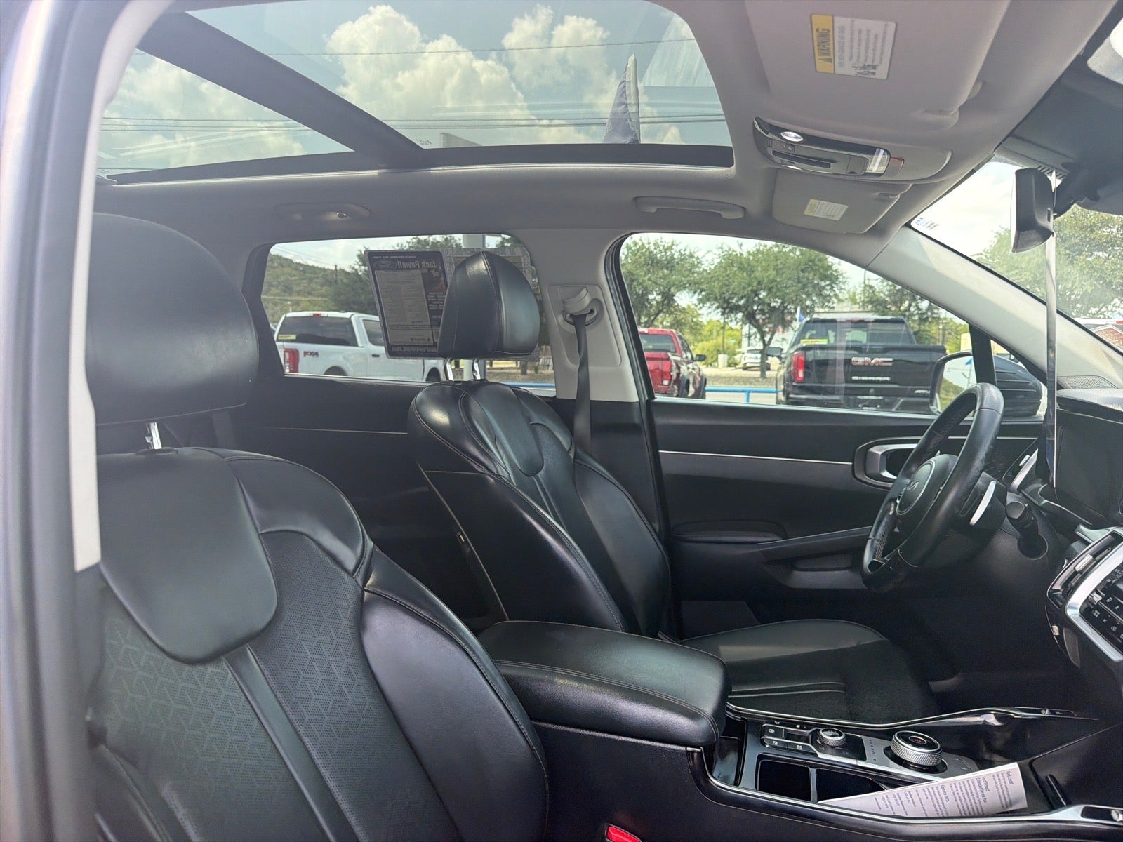 2023 Kia Sorento Hybrid EX